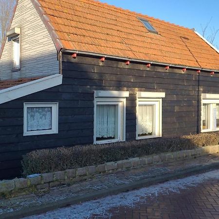 Schwone Diekhuusje - Vakantiewoning Aan De Noordzeekust Villa Schoondijke Kültér fotó