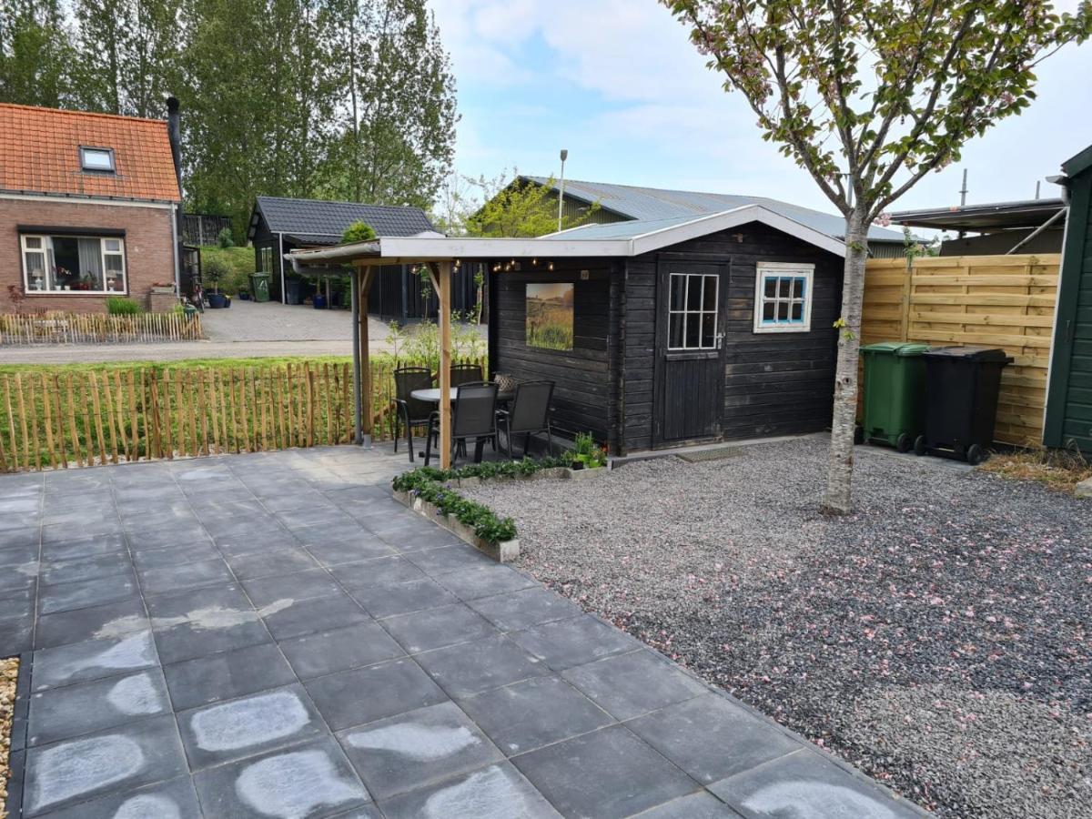 Schwone Diekhuusje - Vakantiewoning Aan De Noordzeekust Villa Schoondijke Kültér fotó